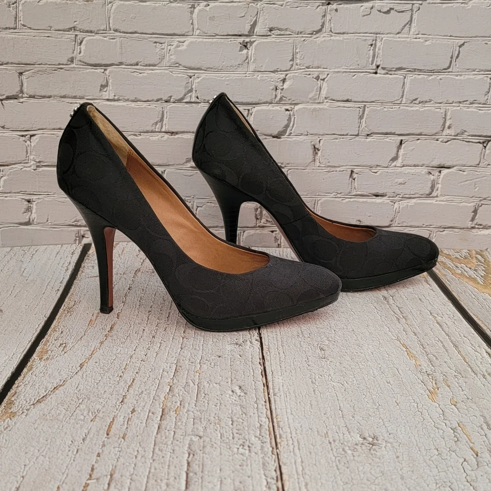 Coach "Caya" Heels - Size 7 M - Picture 2 of 9